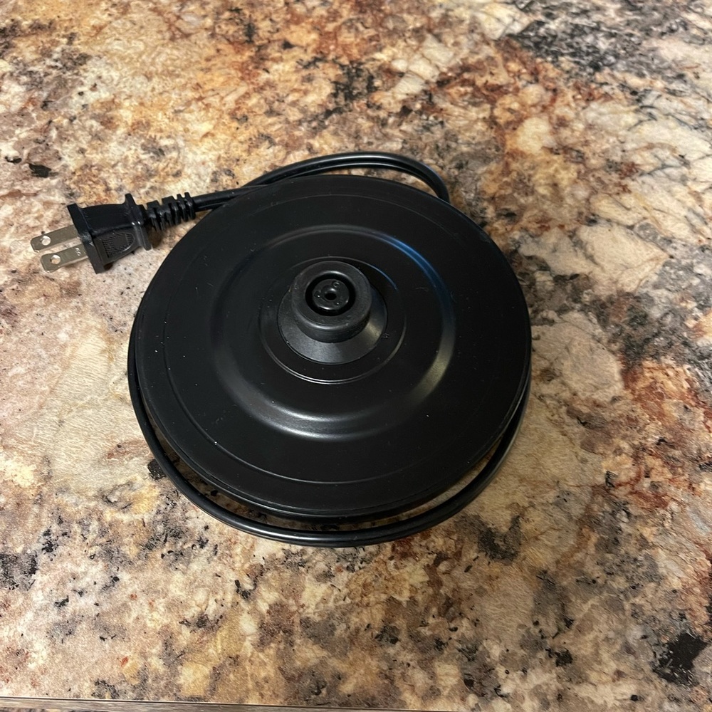 Electric Kettle - Picture 5 of 5